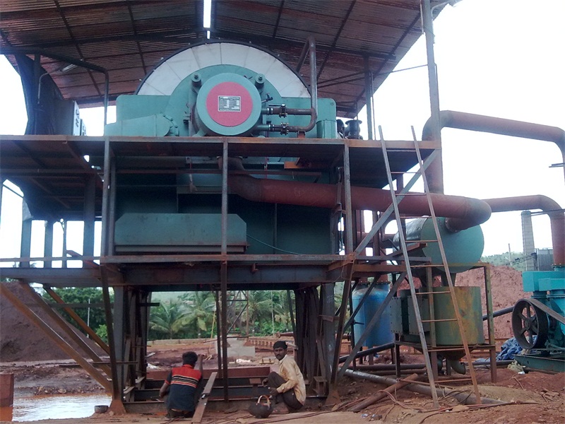 Dewatering of India iron powder